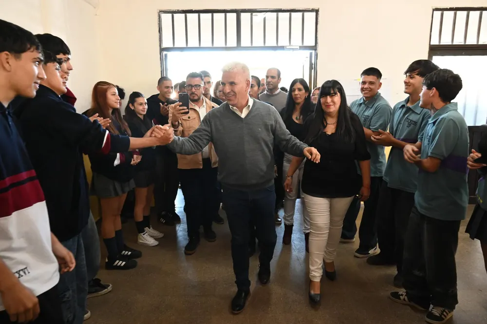 Poggi entrega tubi 5