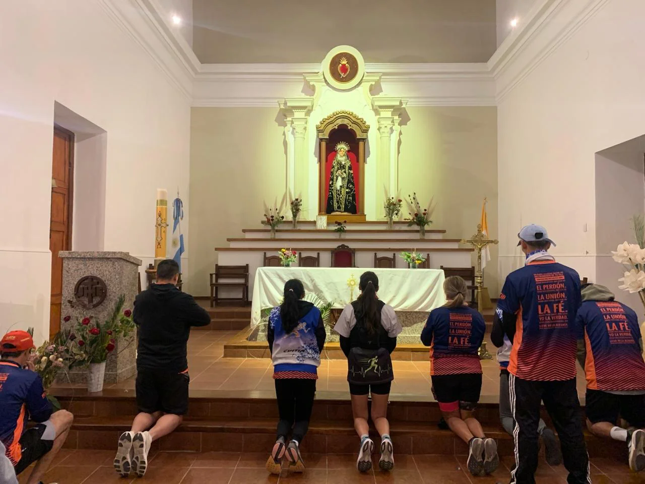 Jovenes trotan de concaran a Renca