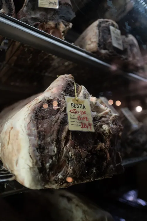 carne Bestia