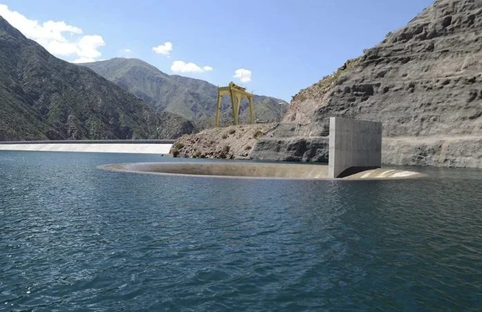 dique potrerillos