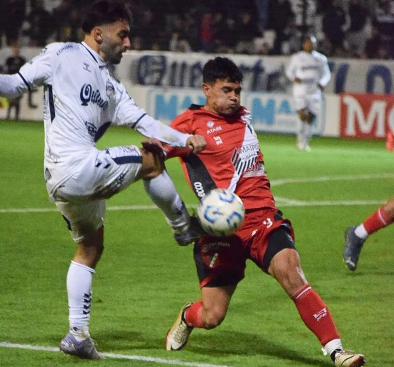 Deportivo Maipú, Quilmes