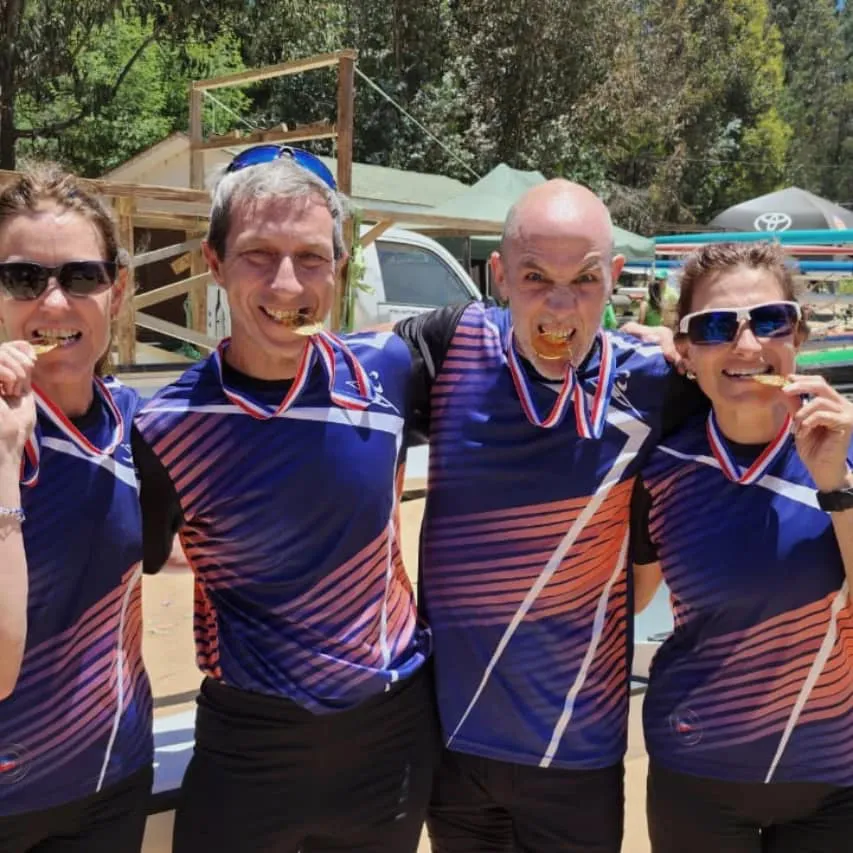 Remo, medallas doradas para Regatas