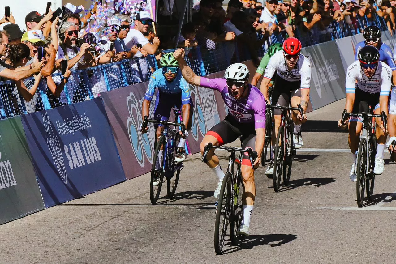 Vuelta del Porvenir, gano el chileno Vidaurre