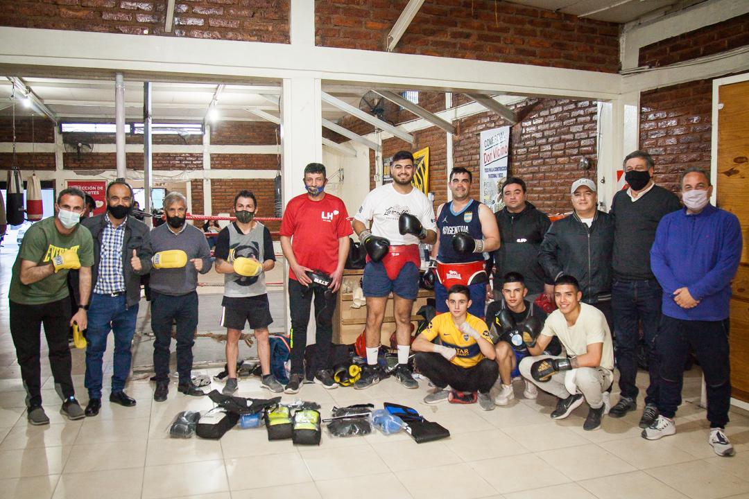 Boxeo, intendente en el gimnasio de Arias