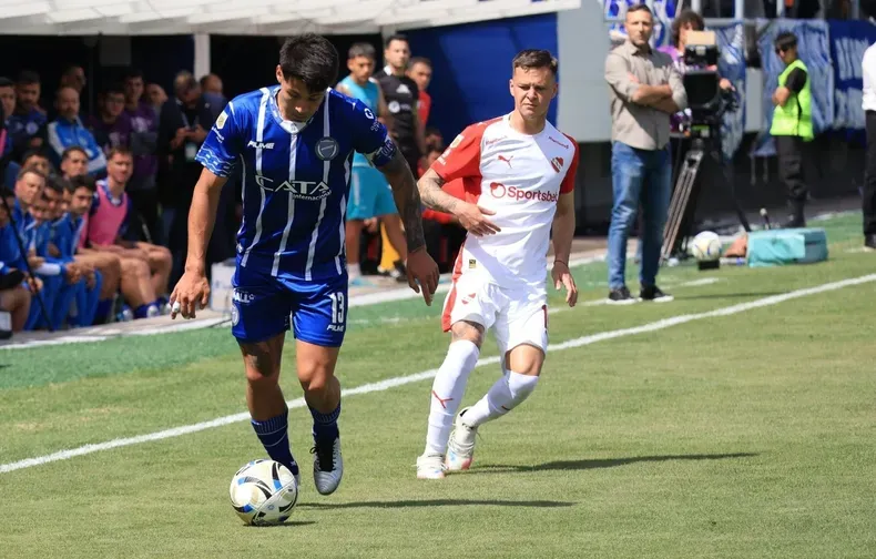 Godoy Cruz, Independiente (Av.)