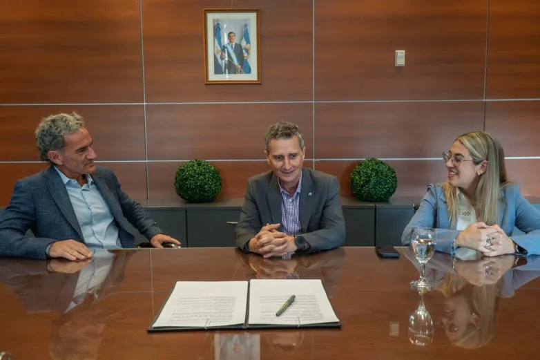 capacitan a cooperativistas