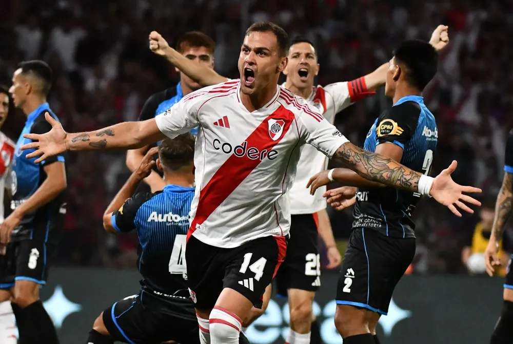 Copa Argentina, River Plate, Ciudad Bolivar