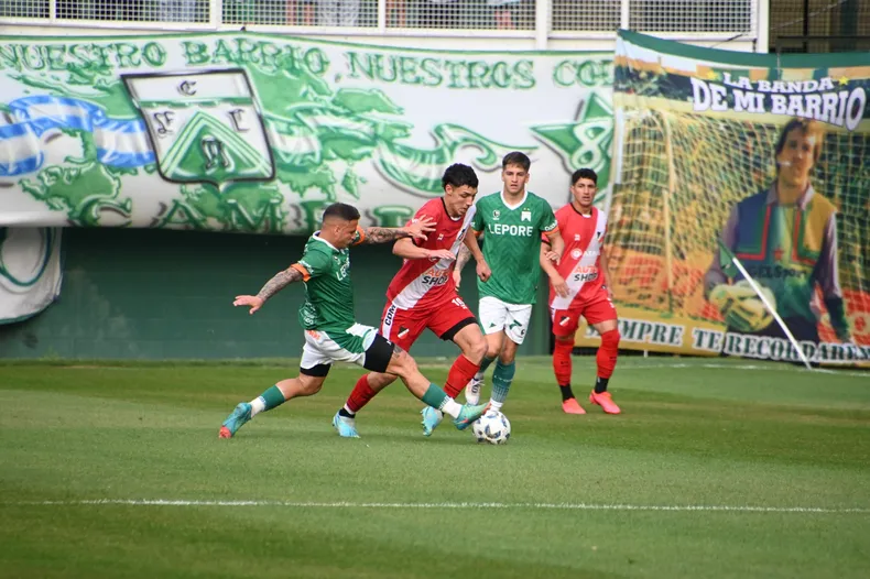 Deportivo Maipú, Ferro Carril Oeste, Caballito