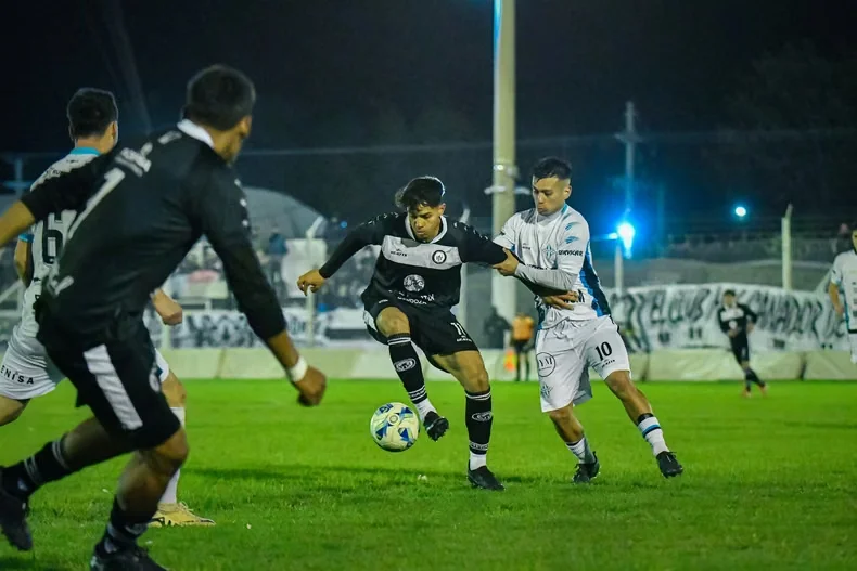 Regional, Montecaseros-Argentino