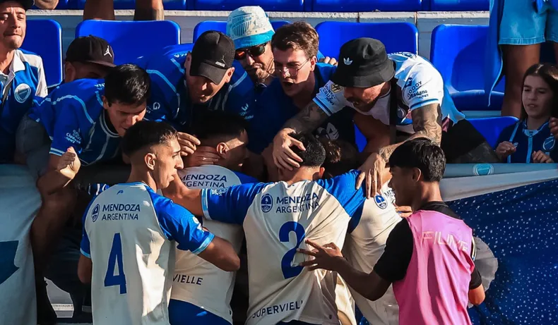 Godoy Cruz, Ferro Carril Oeste