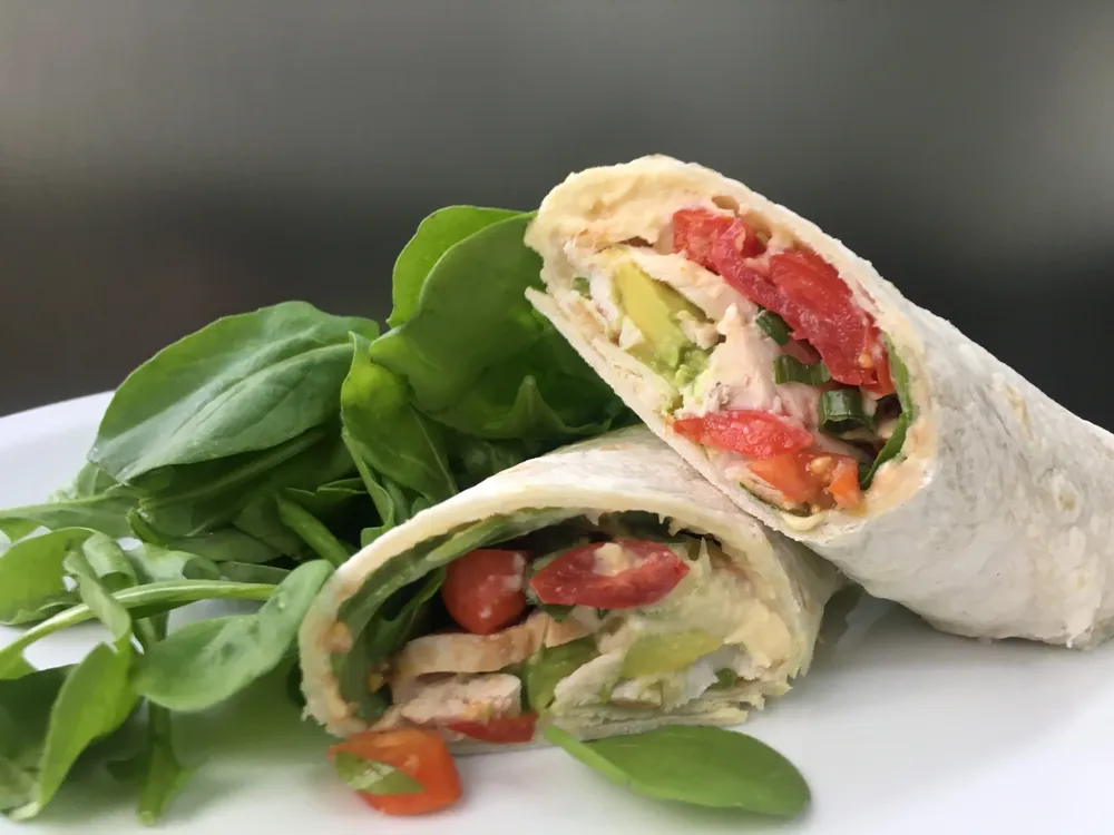 Burritos de pollo y humus - 