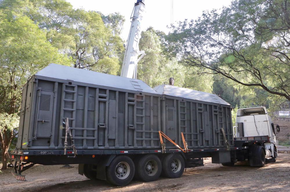 elefantes contenedores ecoparque 2