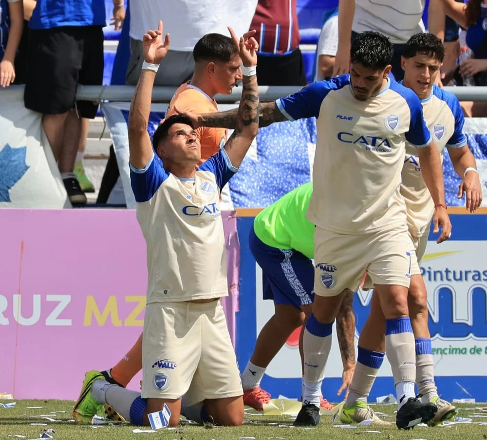 Godoy Cruz, Almirante Brown