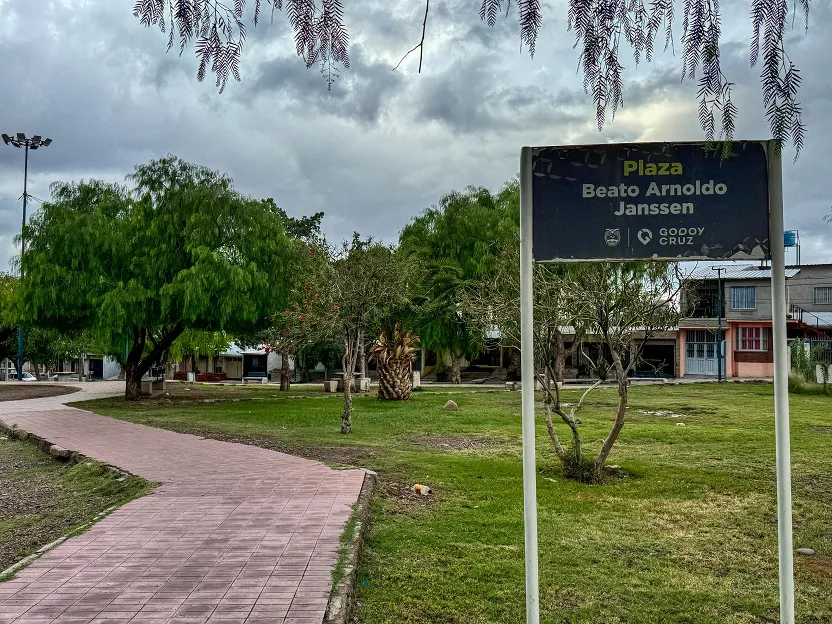 plaza-Jansen5