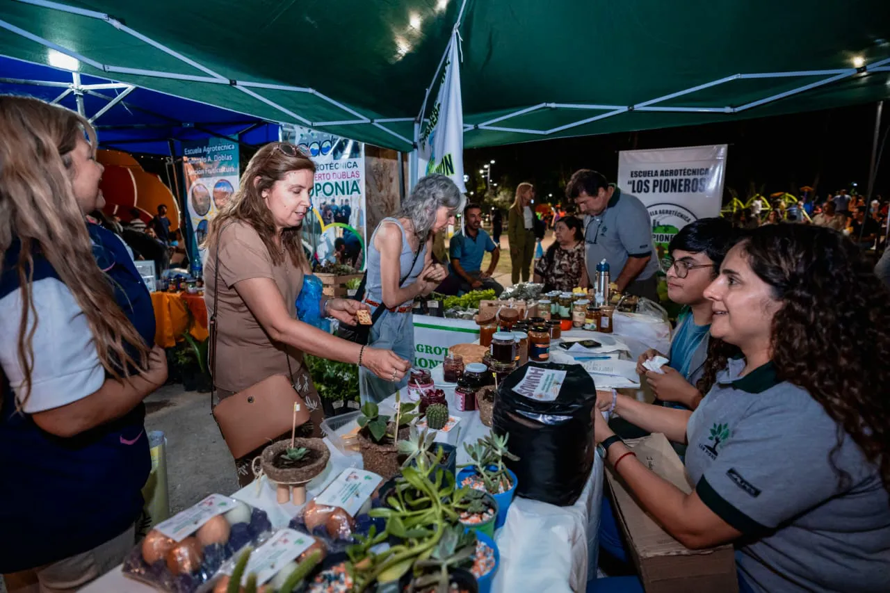 WhatsApp Image 2025-11-15 at 1.59.40 PM (2)