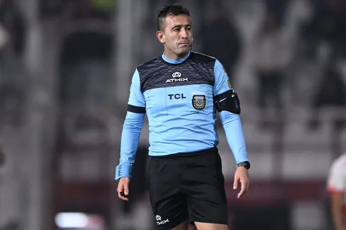 Luis Lobo Medina, polémico arbitraje