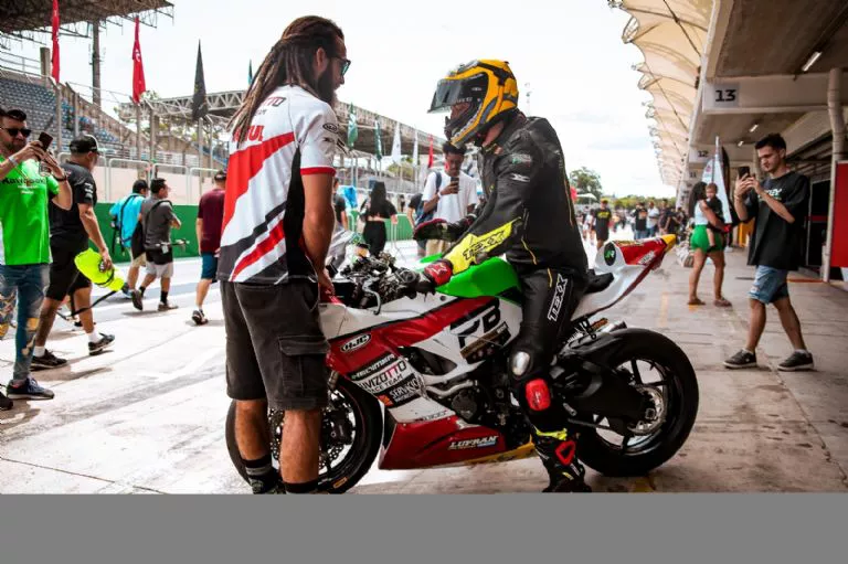 Superbike, Semana Santa