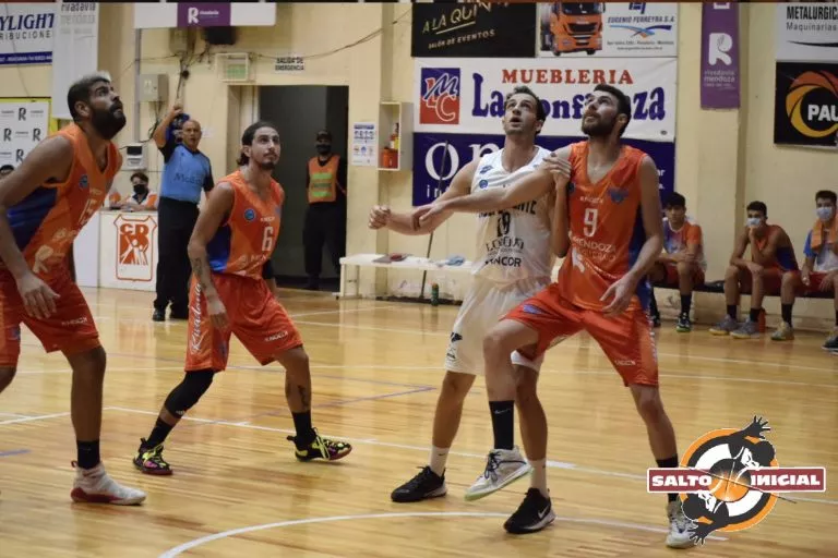 Basquet, Rivadavia 58, Independiente de Oliva 88