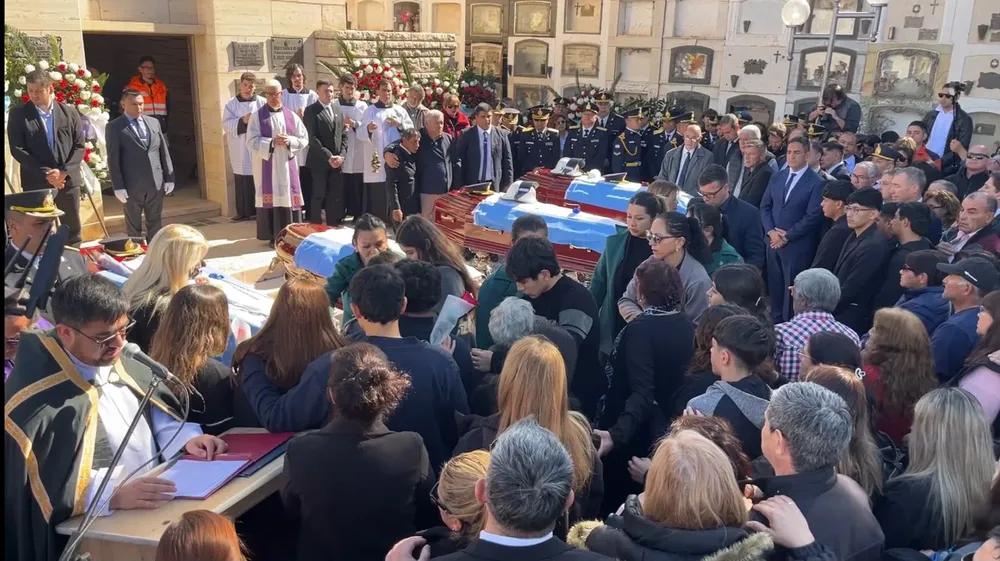Funeral funcionarios muertos en tragedia helicóptero