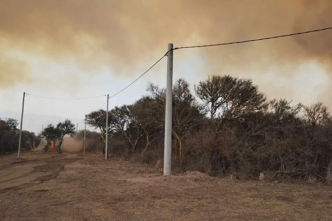 postes luz edesal san luis