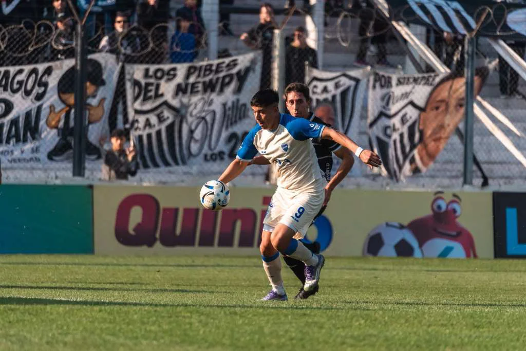 Godoy Cruz, Estudiantes de Caseros