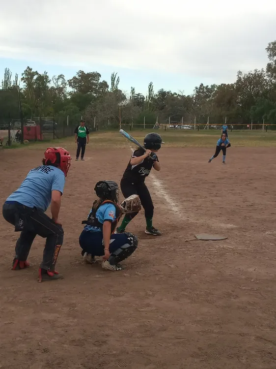Softbol, Apertura 2023