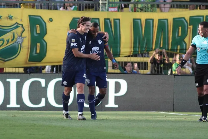 Independiente Rivadavia, Defensa y Justicia