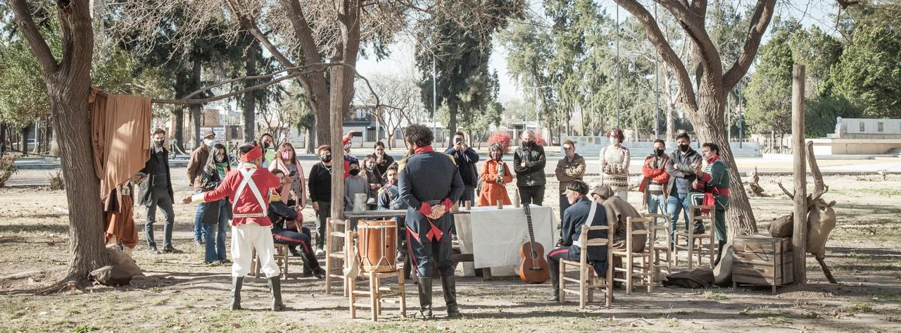 LH, Puesta en escena obra sobre San Martin