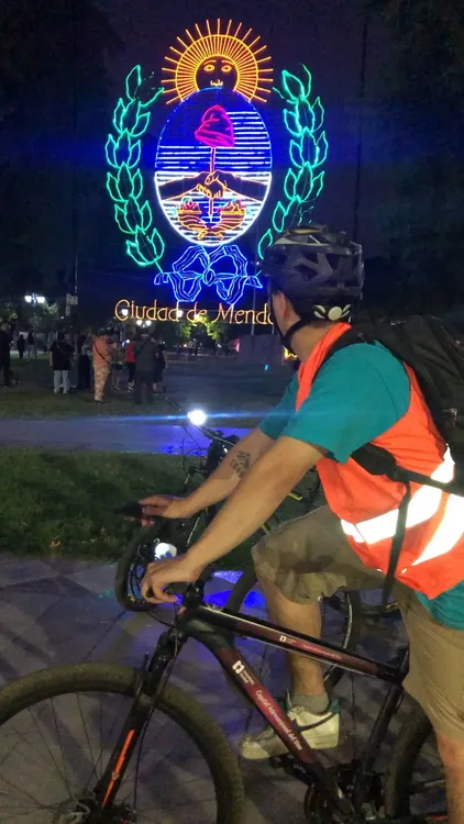 bicitour nocturno ciudad 22032025