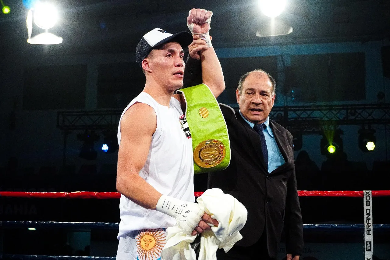 Boxeo, Maximiliano Segura