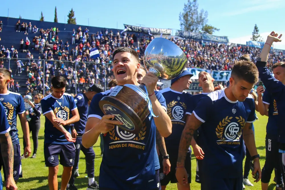 Encuentro de campeones, Independiente Rivadavia - River