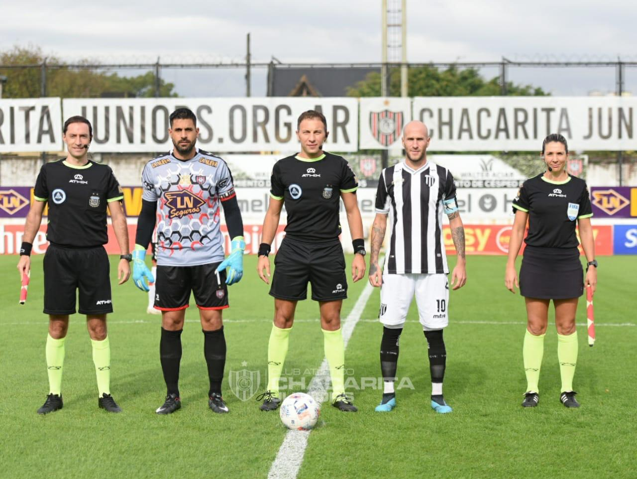 El Lobo mendocino goleó a Chacarita 4 a 0