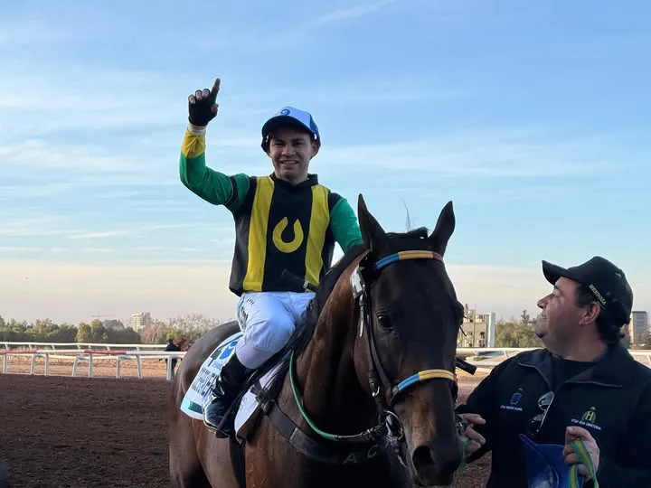 Turf, Alexis Castro, jockey Code Breaker