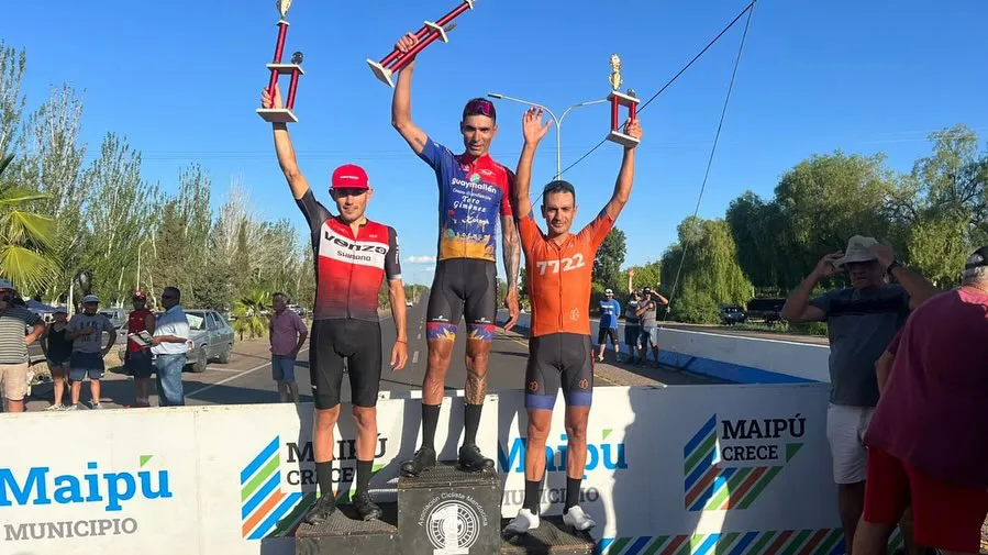 Ciclismo, Maipú, podio