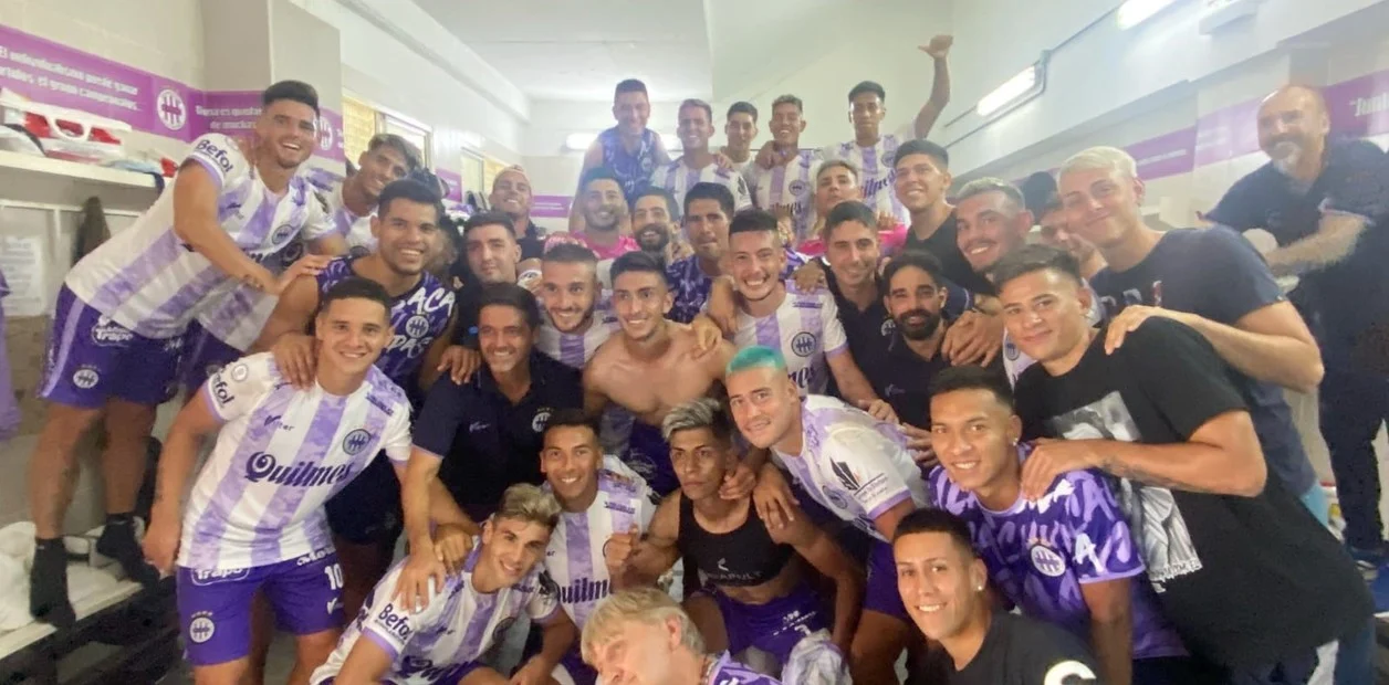 Ascenso, Sacachispas 3- Independiente Rivadavia 1, primera victoria lila