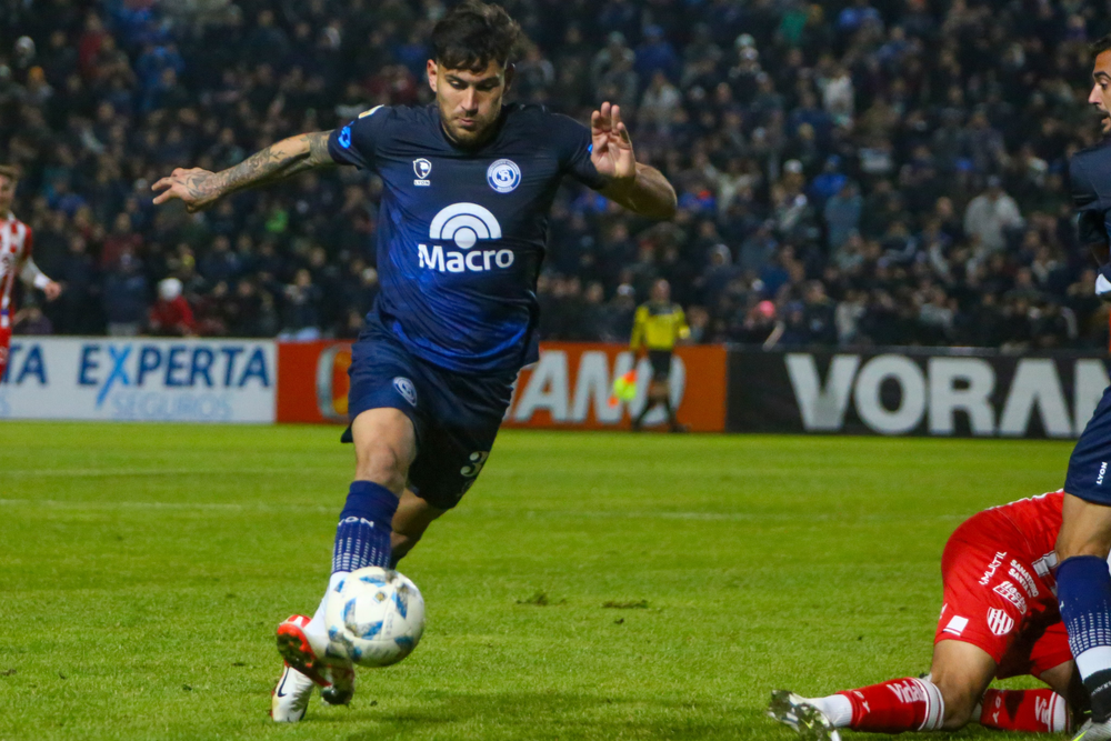 Independiente Rivadavia, Unión, Liga Profesional