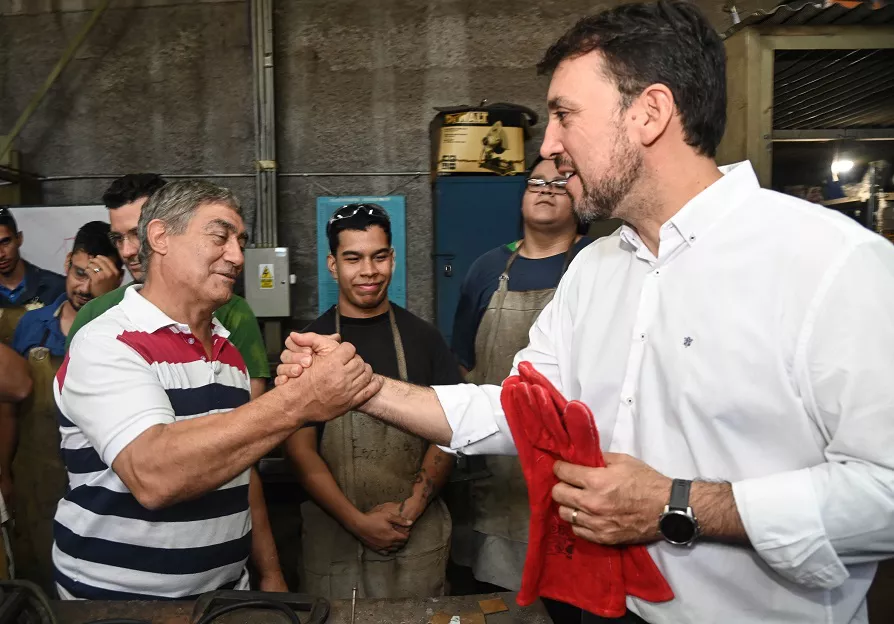 entrega de kits acnur muni escuela de oficios