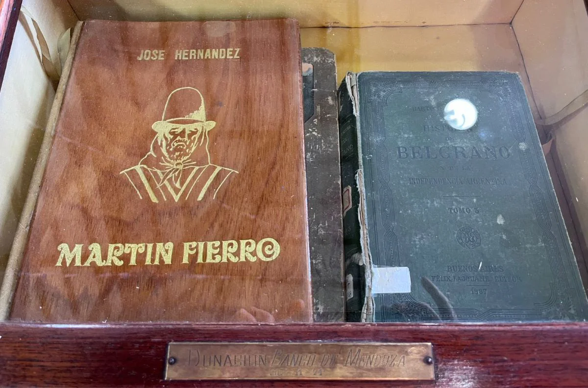 Bicitour biblioteca Almafuerte Martín Fierro Belgrano