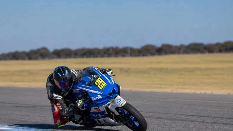 Motociclismo, Mariano Villalobos