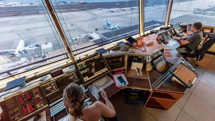 controladores aereos