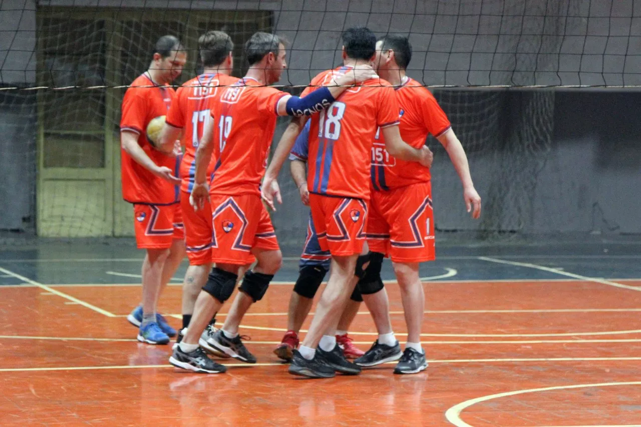 Vóley, Policial-Porres