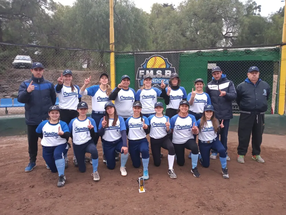 Softbol, Capital campeón