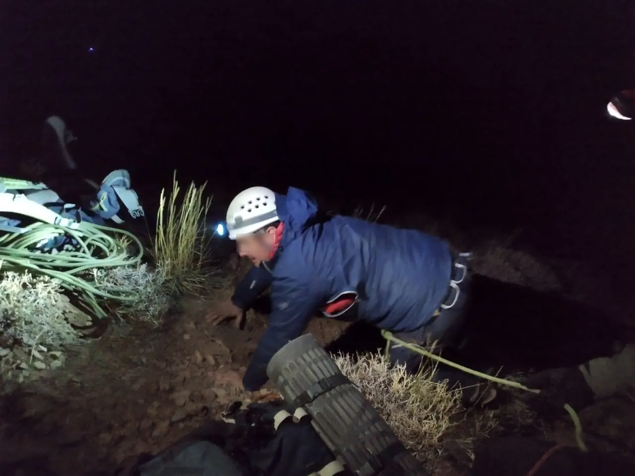 Mendoza Rescate dos ciudadanos (6)