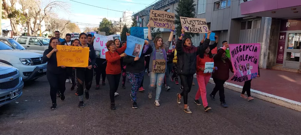 marcha contra femicidio Rivadavia 4