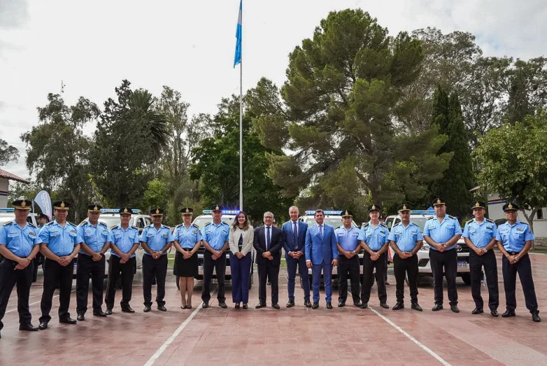 872fd7a89e9d84a31f63b3d15bd5aabd_L