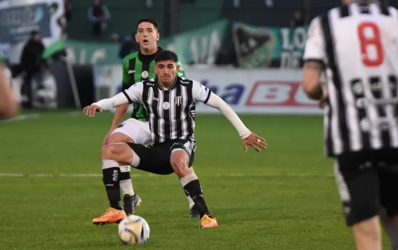 Gimnasia y Esgrima, Nueva Chicago