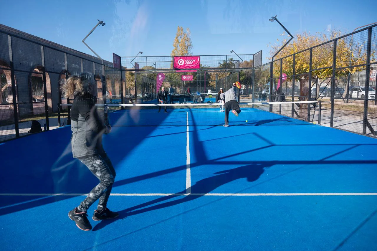 Padel, encuentro Personas Mayores