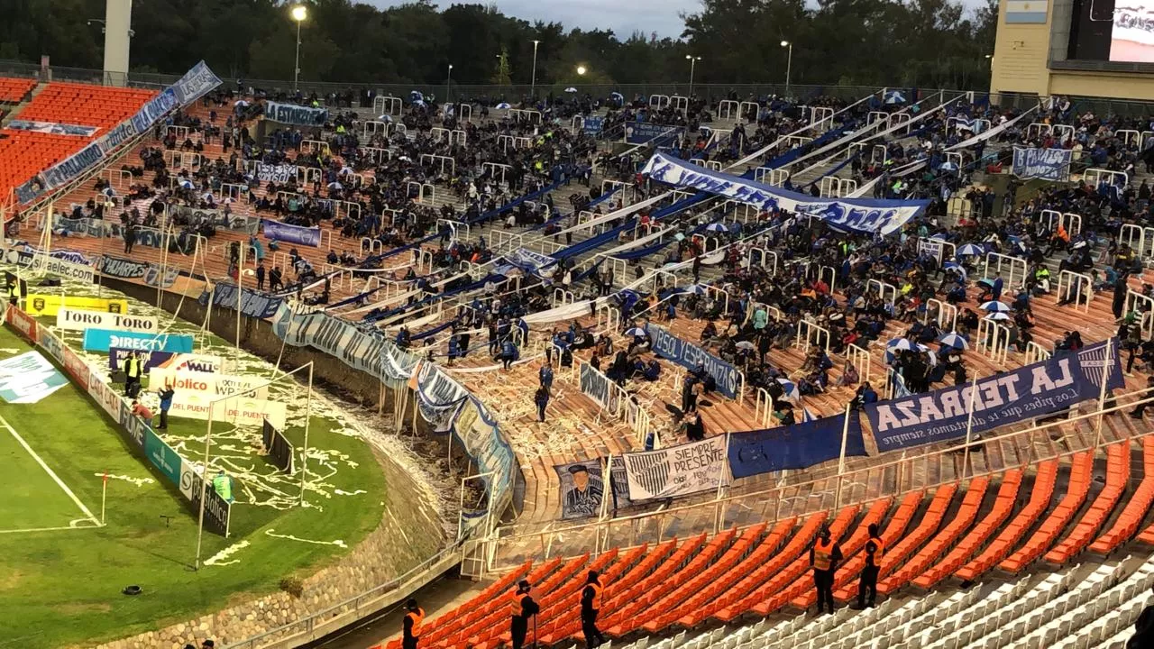 Godoy Cruz, los hinchas pierden la paciencia, sigue Diego Flores