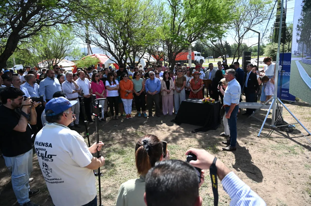 WhatsApp-Image-2025-10-09-at-16.08.37