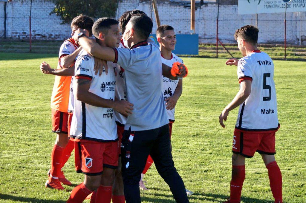 Maipú le ganó a Quilmes sobre el final